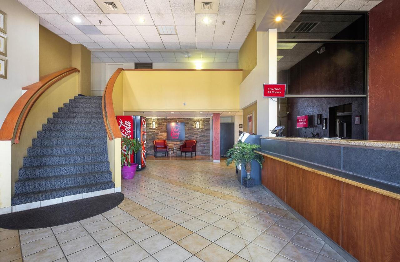 Red Roof Inn & Suites Cleveland - Elyria Exteriör bild