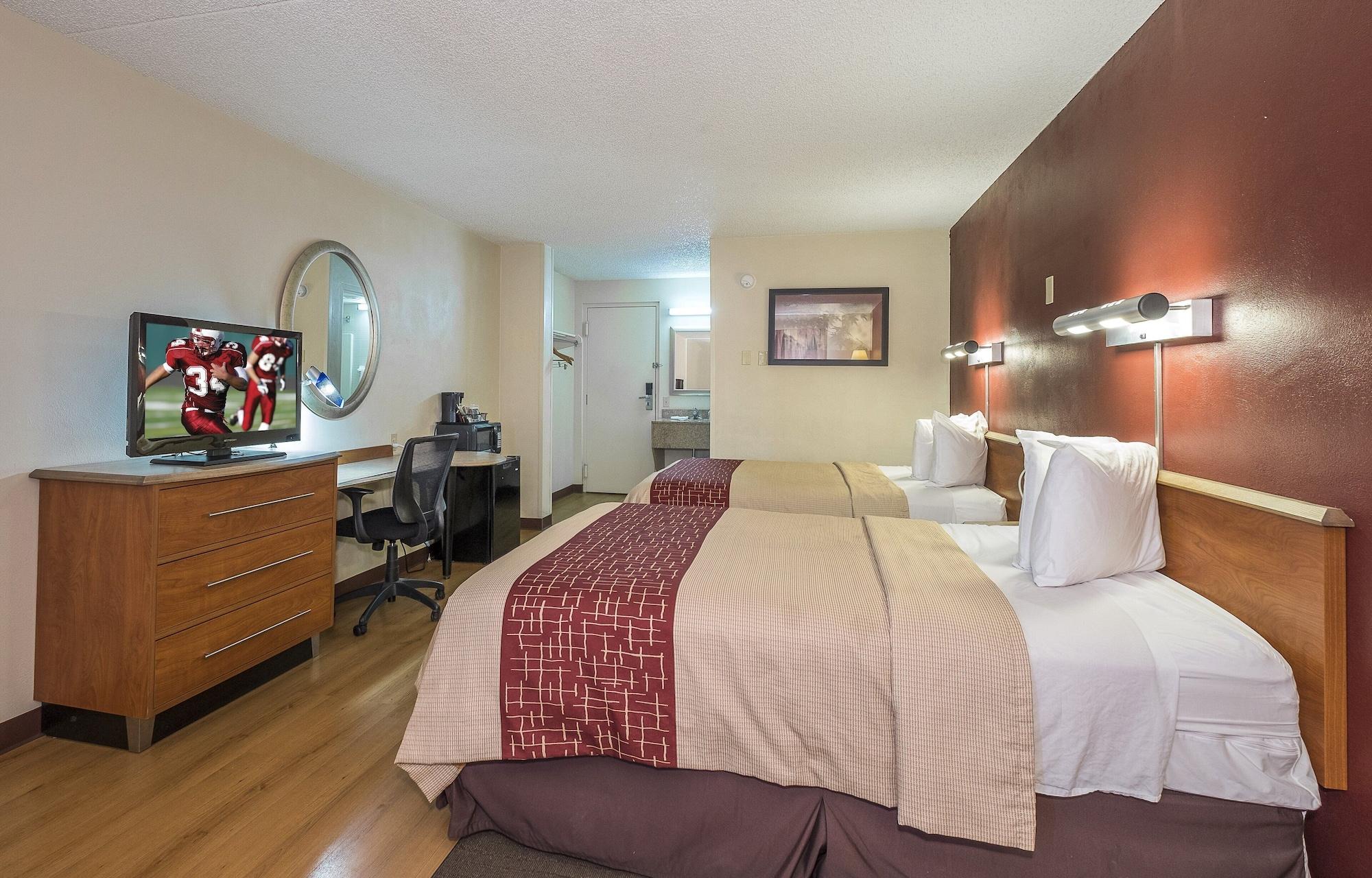 Red Roof Inn & Suites Cleveland - Elyria Exteriör bild